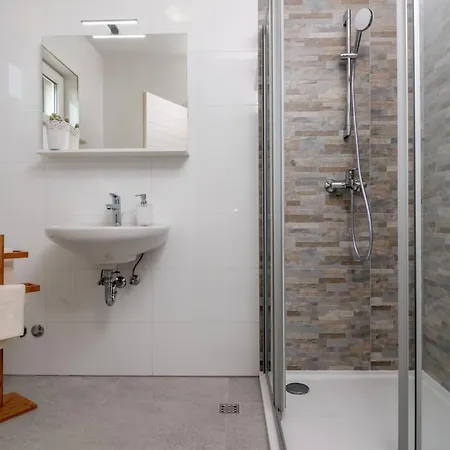 Modern House Private Pool & Jacuzzi Tatil Evi